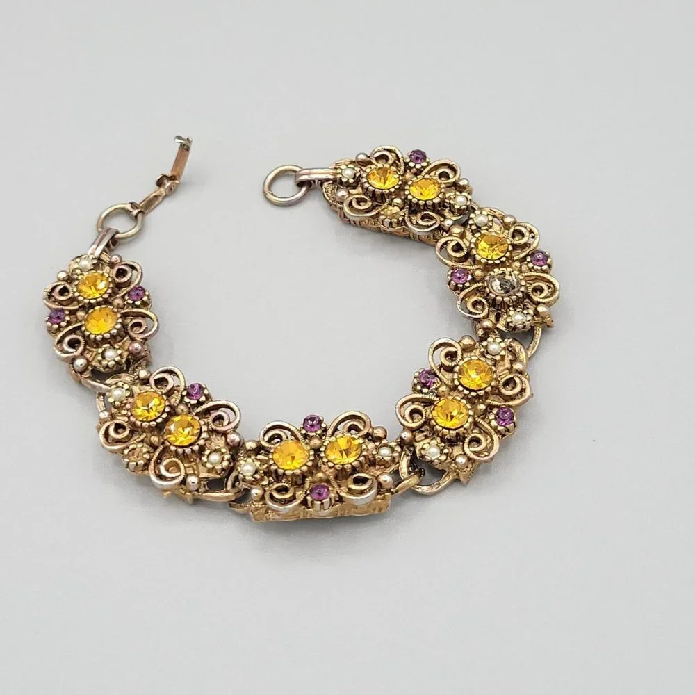 Womens Gold Tone Metal Fashion Bracelet Multicolor Rhinestones Faux Pearl 6 1/4 - Picture 3 of 8